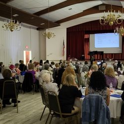 Covina Woman's Club - Great room to have lunch and watch presentation.