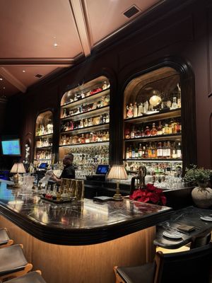 The Gold Mirror | Italian Restaurant by null