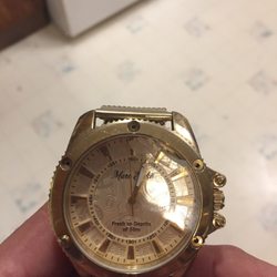 Anthony Jewelers - Hello my name is Julio I wanted to see how much would u change me to fix that
