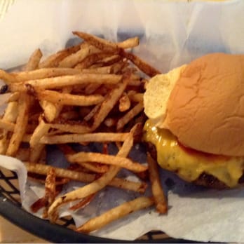 Art’s Place - Bacon cheeseburger and hand cut fried - American Near Me - Kitty Hawk, North Carolina