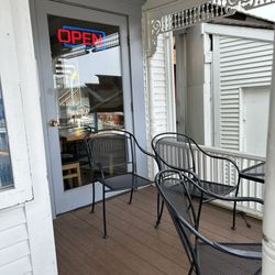 Salty Fox Coffee - Outside seating
