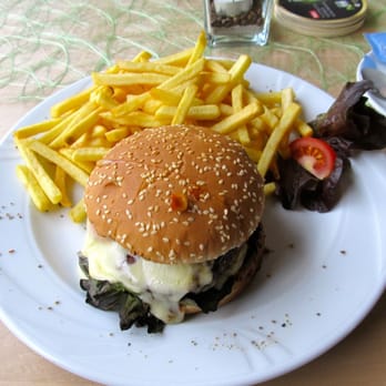 Brauhaus - Cheese burger - German Near Me - Mayen, RP