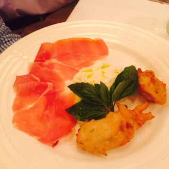 Bella Blu - Buratta and Zucchini Flower - Italian Near Me - New York, New York