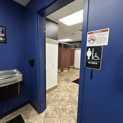 Stars and Strikes - No toilet paper ;(