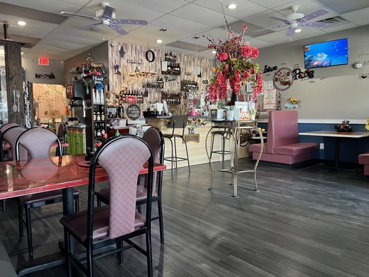 Ling's Asian Cuisine by null