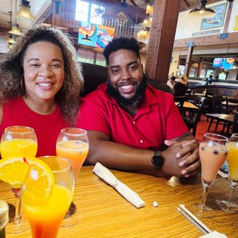 Mimi's Cafe - My Gorgeous Wife - American Near Me - Murfreesboro, Tennessee