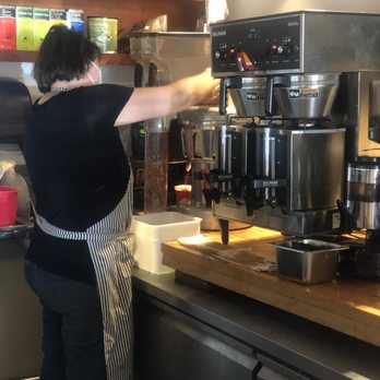 True Grit Coffeehouse - Barista makin my Fresh greens juice ! - Juice Bars & Smoothies Near Me - Loch Lomond, California True Grit Coffeehouse - Barista makin my Fresh greens juice ! - Juice Bars & Smoothies Near Me - Loch Lomond, California