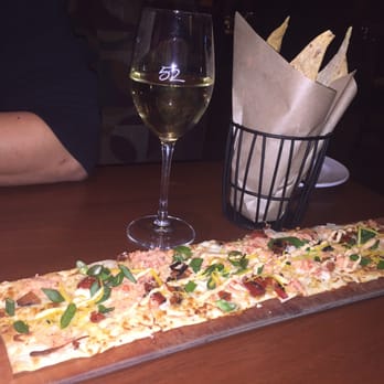 Seasons 52 - Lobster & Mozzarella Flat Bread definitely a must try....delicious! - New American Near Me - Edison, New Jersey