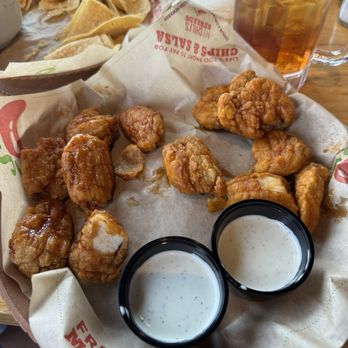 Chili's - Boneless Wings - American Near Me - Springfield, Illinois
