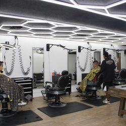 Charlie Style Barbershop