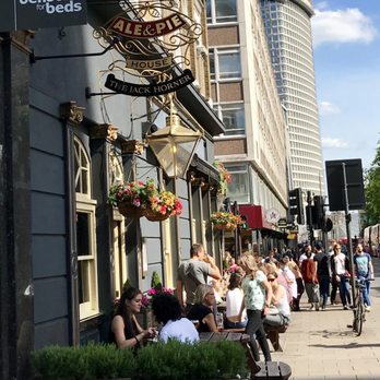 Jack Horner - Exterior space - Pubs Near Me - London, XGL