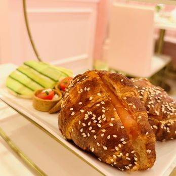 Hello Kitty Cafe - Cafes Near Me - Irvine, California