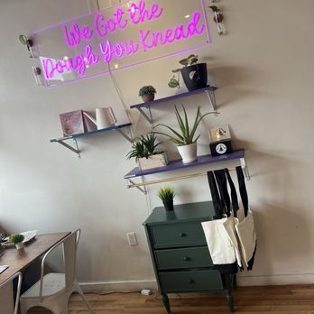 Knead - Dining space - Donuts Near Me - Albuquerque, New Mexico