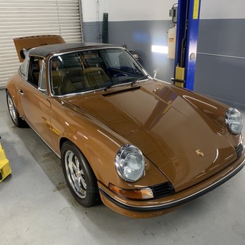 9 Auto Motion - Classic 911 Porsche Workshop for Maintenance and Repairs - Auto Repair Near Me - Riviera Beach, Florida 9 Auto Motion - Classic 911 Porsche Workshop for Maintenance and Repairs - Auto Repair Near Me - Riviera Beach, Florida