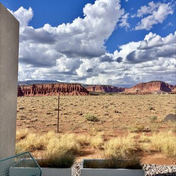 Skyview Hotel - View from patio - Hotels Near Me - Torrey, Utah Skyview Hotel - View from patio - Hotels Near Me - Torrey, Utah
