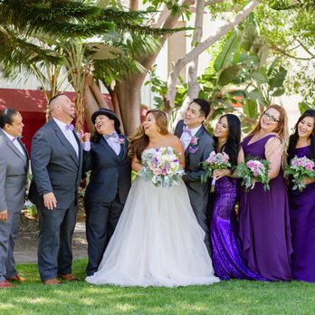 Flor de Sol - Wedding party - Floral Designers Near Me