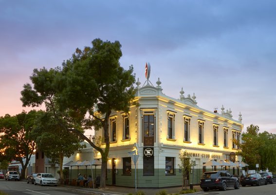 Railway Club Hotel by null
