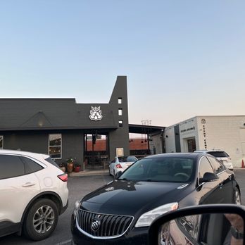Bulldog Burger - wo cars parked in a parking lot - Burgers Near Me - Tupelo, Mississippi