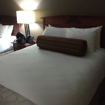 Howonquet Lodge - Soft, high quality linens. - Hotels Near Me - Smith River, California