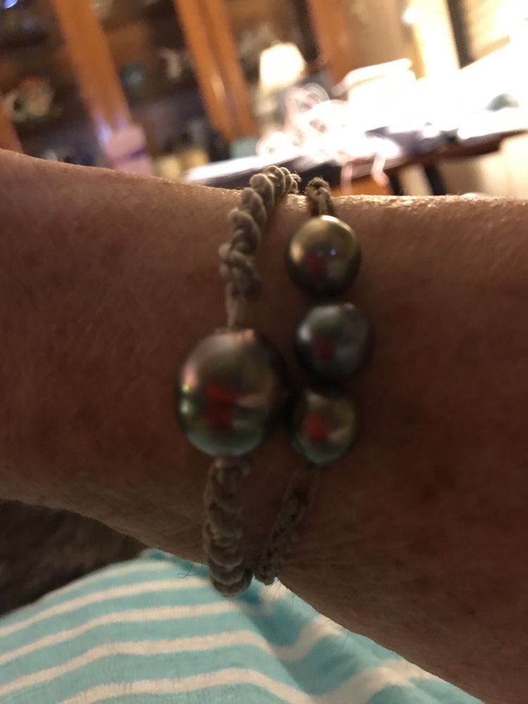 FOOTPRINTS IN THE SAND 40 Aoiki St, Makawao, Hawaii Jewelry Phone