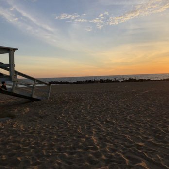 Venice Beach Boardwalk - Beaches Near Me - Venice, California