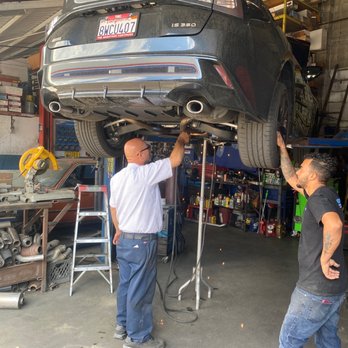 Artz Muffler & Automotive - Auto Repair Near Me - Canoga Park, California Artz Muffler & Automotive - Auto Repair Near Me - Canoga Park, California