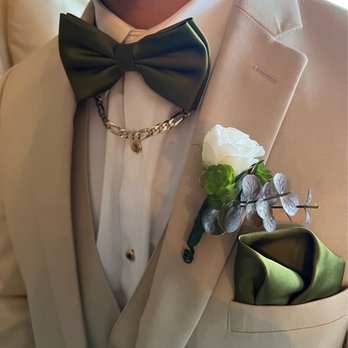 Tuxedo Den - Detail shot of suit, bow & handkerchief from tuxedo den. - Formal Wear Near Me - Sacramento, California Tuxedo Den - Detail shot of suit, bow & handkerchief from tuxedo den. - Formal Wear Near Me - Sacramento, California