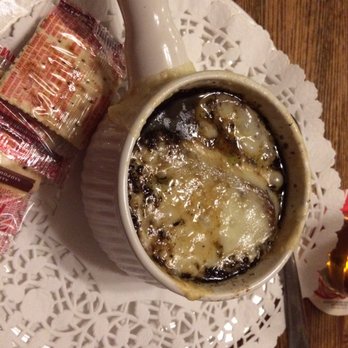 The Cat & the Fiddle - Onion soup - Pubs Near Me - Cobourg, Ontario