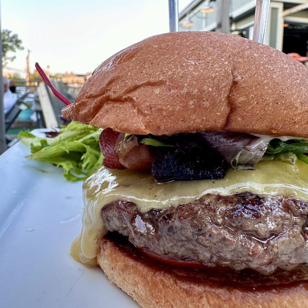 Burger Bach - Aucklander Burger - Burgers Near Me - Richmond, Virginia