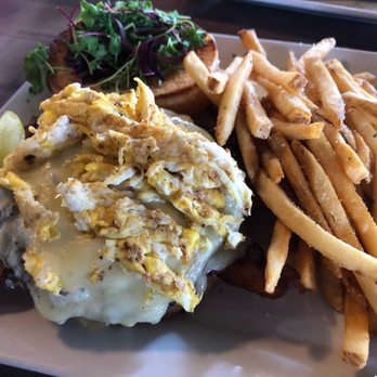 Cobb's Landing - Good Morning Burger - Seafood Near Me - Fort Pierce, Florida