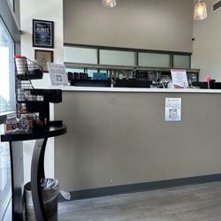 Houston Regenerative Therapy - Front desk