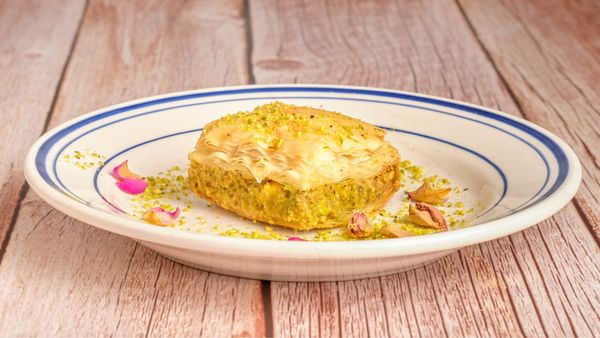 Ginger Cafe&Grill by null