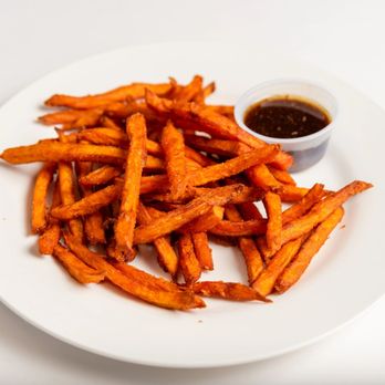 The Amherst Corner Restaurant - a plate of french fries - Pizza Near Me - Amherst, Virginia