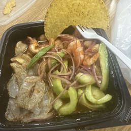 ALV botana, good enough for 2, spicy and food to clean sinuses lol!!!