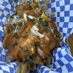 Marsala fries with curry chicken