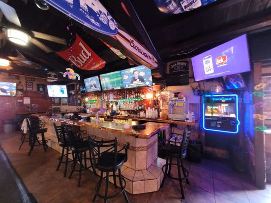 Goody's Tavern by null