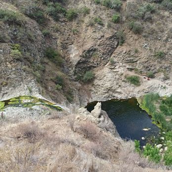 Paradise Falls - Hiking Near Me - Thousand Oaks, California Paradise Falls - Hiking Near Me - Thousand Oaks, California