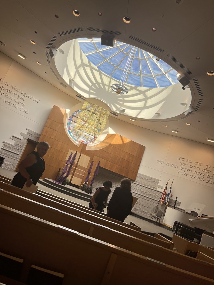 Temple Shir Shalom - childcare center in West Bloomfield, MI