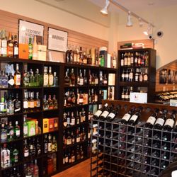 Vintology Wine & Spirits - Inside