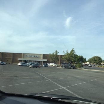 Kohl's - Women's Clothing Near Me - MERCED, California