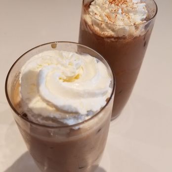 Bogart's Cafe - Yummy iced coffee. They make the drinks quickly so it's good to hold you over while you wait for breakfast! - Breakfast & Brunch Near Me - Honolulu, Hawaii