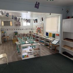 Children's Learning Center Montessori - Great teachers and great school for learning age ranges 2-6 years old.