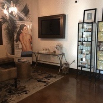 Hall Plastic Surgery and Rejuvenation MedSpa - Westlake waiting room - Laser Hair Removal Near Me - Austin, Texas Hall Plastic Surgery and Rejuvenation MedSpa - Westlake waiting room - Laser Hair Removal Near Me - Austin, Texas
