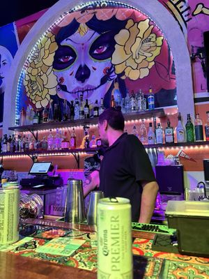 Tipzy's Tacos & Beer by null
