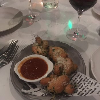 Il Solito - Garlic knots - Italian Near Me - Portland, Oregon Il Solito - Garlic knots - Italian Near Me - Portland, Oregon