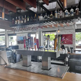 Hopdoddy Burger Bar - Bar - Bars Near Me - Phoenix, Arizona Hopdoddy Burger Bar - Bar - Bars Near Me - Phoenix, Arizona