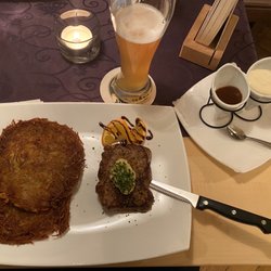 Wirtshaus am Markt - Mein Rumpsteak mit Kartoffelrösti und Dips(Barbecue und Sourcream/Knoblauch Duo)