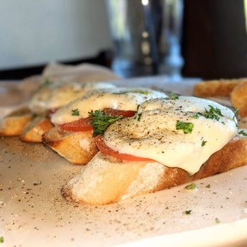 Oakside - Bruschetta with pesto and mozzarella cheese - Seafood Near Me - Big Bear Lake, California
