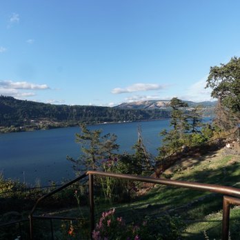 Westcliff Lodge - Hotels Near Me - Hood River, Oregon Westcliff Lodge - Hotels Near Me - Hood River, Oregon