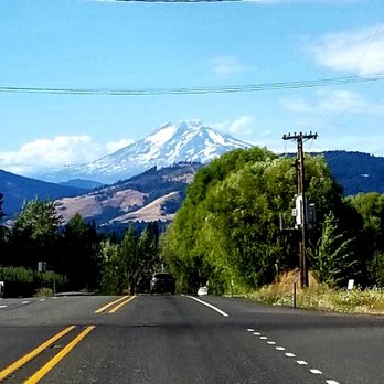 Hood River County Fruit Loop - Mt. Adams - Tours Near Me - Hood River, Oregon Hood River County Fruit Loop - Mt. Adams - Tours Near Me - Hood River, Oregon